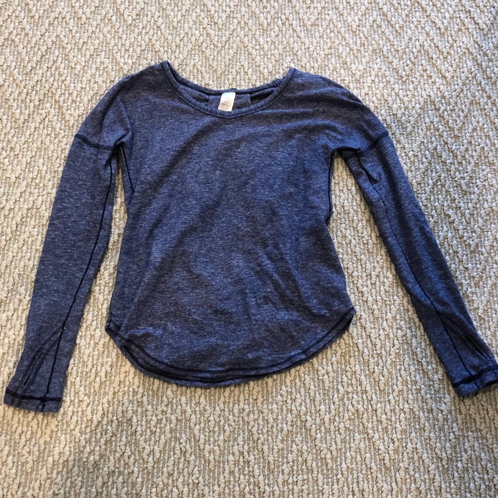 Super adorable long sleeve shirt